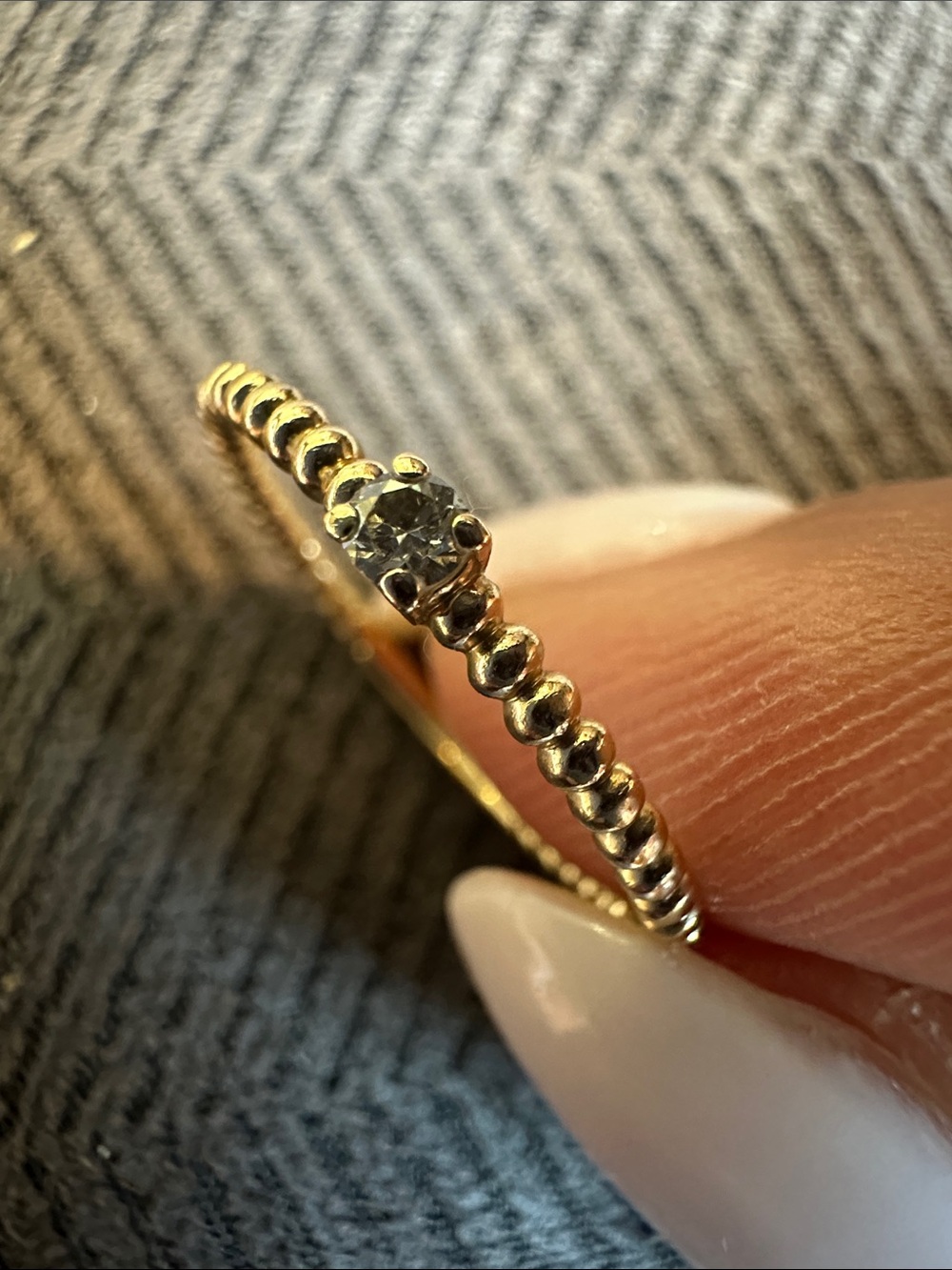 Mejuri Beaded Diamond 14k Gold Beaded gold ring - Picture 3 of 3